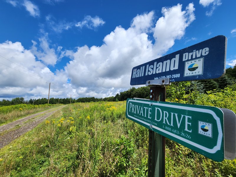 Hall Island Drive sign NY